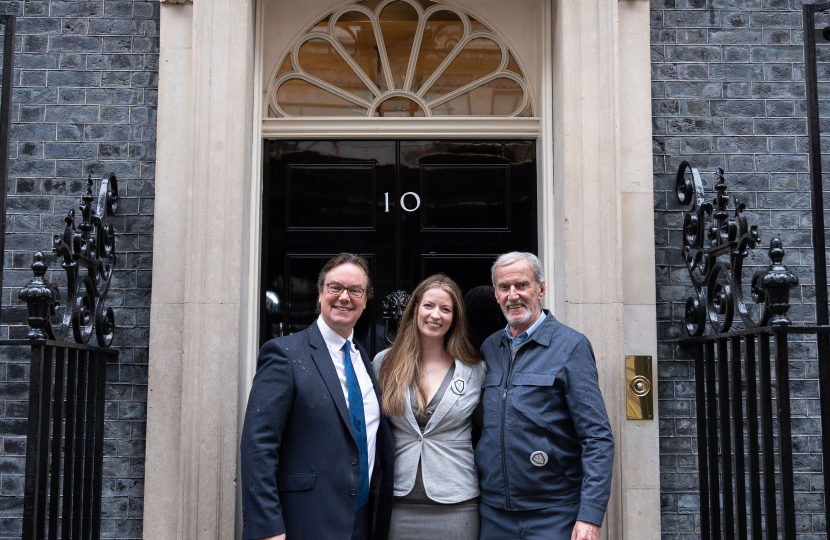 Jonathan Joins Woking Litter Warriors Lauren and David 